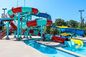 Parc d'attractions personnalisé Rides en fibre de verre pour le plaisir Tubo Slide Aqua Play au-dessus du parc aquatique souterrain