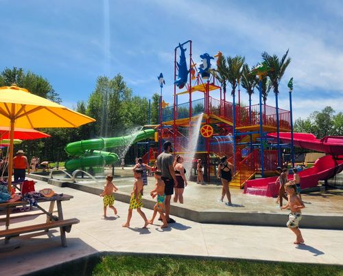 Latest company news about Des solutions de parcs aquatiques en fibre de verre de haute qualité par Guangdong Dapeng Amusement Technology Co., Ltd.