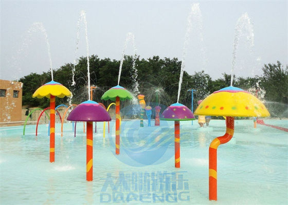 Un bon prix. Toute la fibre de verre a fait de petites fontaines de champignon pour la zone exposée aux projections de parc aquatique d'enfants en ligne