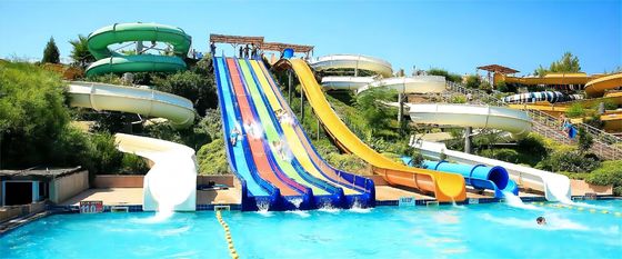 Un bon prix. ODM Terrain de jeux en plein air commercial piscine toboggan en fibre de verre pour adultes en ligne