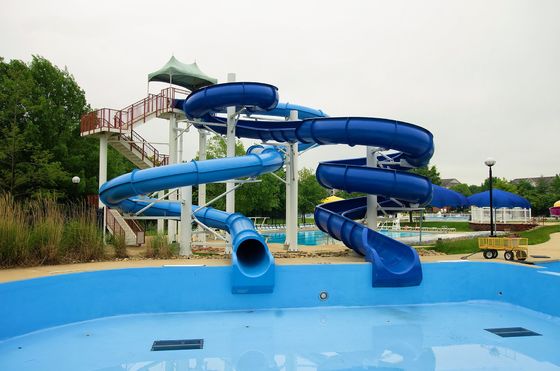 Un bon prix. Piscine en plein air commerciale en sol Petit toboggan à eau en fibre de verre en ligne