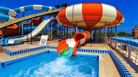 Un bon prix. Piscine de la piscine du parc aquatique, toboggan en fibre de verre en ligne