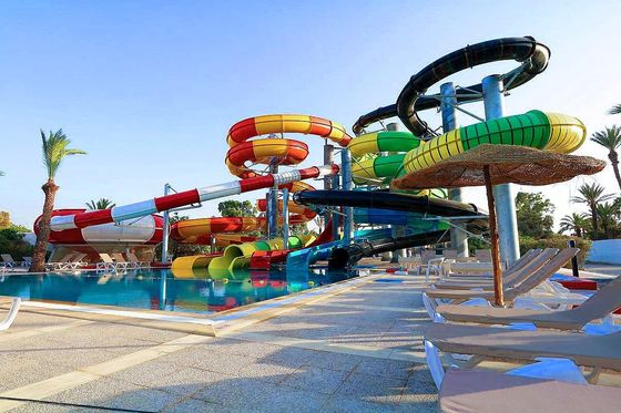 Un bon prix. équipement de jeux aquatiques de divertissement en fibre de verre toboggan aquatique pour piscine en ligne