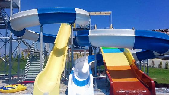 Un bon prix. Jeux extérieurs équipement de parc aquatique aire de jeux grand toboggan en fibre de verre pour les enfants en ligne