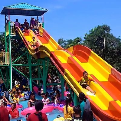 Un bon prix. Parc à thème aquatique aire de jeux extérieure attraction aquatique toboggan en fibre de verre en ligne
