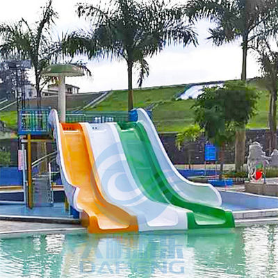 équipement extérieur de jeu de l'eau de 1.8M Mat Racer Water Slide Children FRP