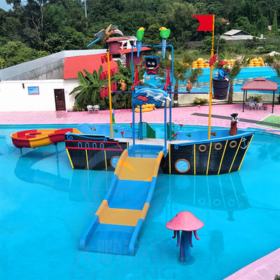 Terrain de jeu Aqua Park Slides de rouille de bateau de pirate de glissière de tour d'eau de fibre de verre anti