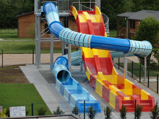 Un bon prix. Arc-en-ciel inclus en spirale de glissière d'eau emballant la glissière de piscine avec l'effet de la lumière mené en ligne