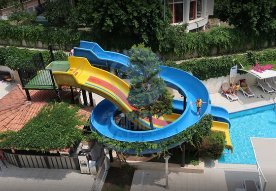 Glissière de piscine de Fade Resistant Fiberglass Spray Ground de glissière d'eau de piscine d'OEM