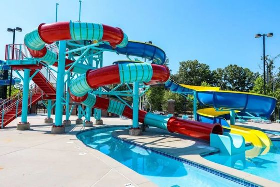 Parcs d'attractions aquatiques OEM Installations de piscine au sol Tubes d'eau