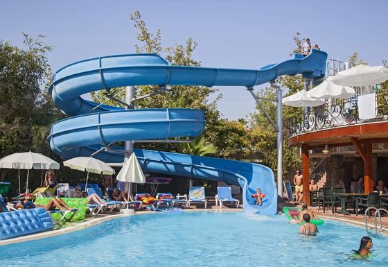 Parc d'attractions aquatiques piscine de fibre de verre toboggan pour enfants jouer couleur personnalisée