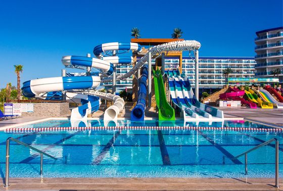 Parcs aquatiques en plein air, toboggan, terrain de jeux, espace de jeux, accessoires de natation, toboggan de 8 m de largeur