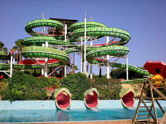 Les enfants du parc aquatique du toboggan piscine privée toboggans en fibre de verre