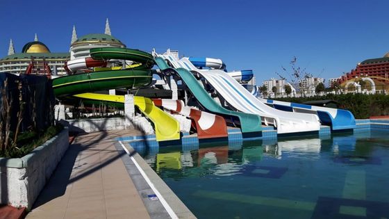 Le parc d'attractions aquatiques est en vente.