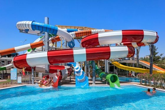 ODM Parcs d'attractions aquatiques en plein air Jeux de sport Rides Tube Fibre de verre