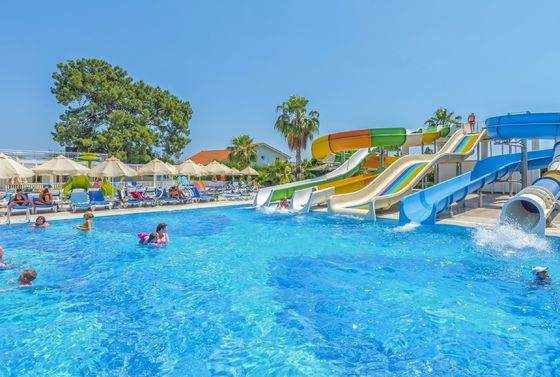 Parcs aquatiques en plein air Amusement Jeux de randonnée Glissière en fibre de verre pour enfants