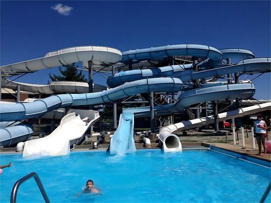Parcs aquatiques commerciaux en plein air Jeux de terrain de jeux Fiberglass Slide pour enfants