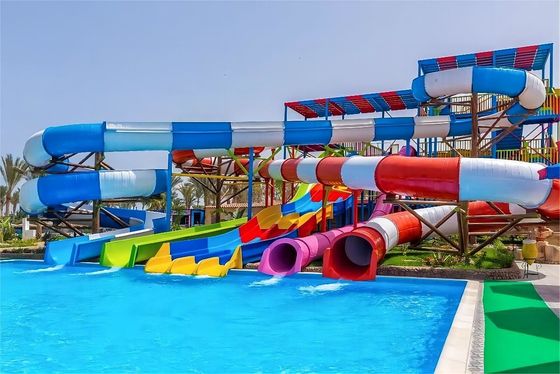 Parcs aquatiques extérieurs en fibre de verre toboggan équipement de jeu pour enfants