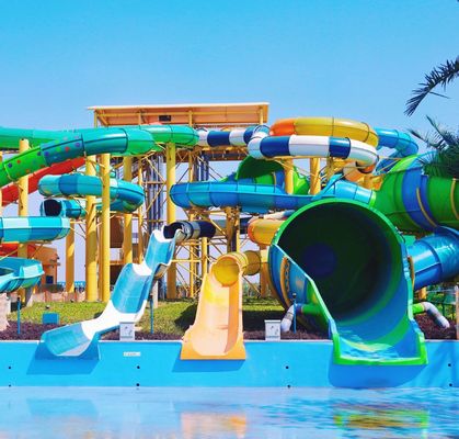 Adultes Grand toboggan aquatique Parc aquatique Jeux d'amusement Jeux de randonnée
