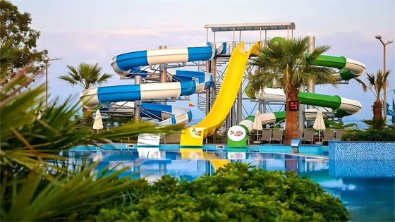 Un bon prix. ODM Acheter des enfants commerciaux terrain de jeux piscine à eau Fibre de verre glissière de Chine en ligne