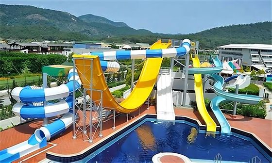 ODM Outdoor Amusement Parc aquatique Équipement de terrain de jeux Slide spirale