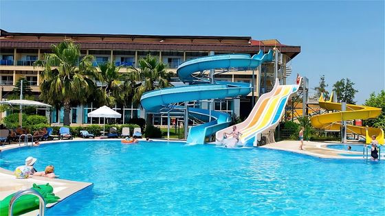 ODM Équipement de parc aquatique extérieur Jeux d'accessoires Diapositives en fibre de verre pour enfants
