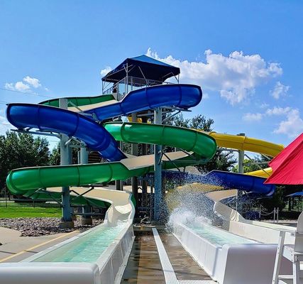 ODM piscine de jeux d'eau de l'été enfants jeu de jeu équipement de jouets Fibre de verre glisse
