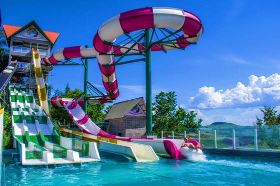 Un bon prix. Accessoires de piscine extérieure Glissière en fibre de verre pour enfants en ligne