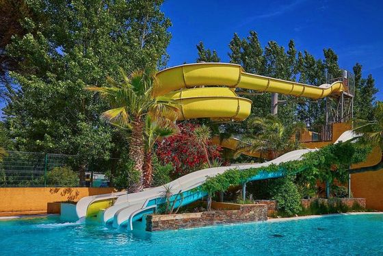 ODM parc aquatique piscine Jeux d'été de l'eau Equipement de jeu toboggan spirale
