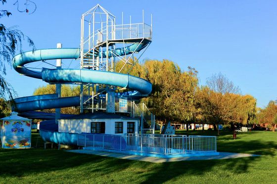 Parcs aquatiques de loisirs en plein air Développement de parcs aquatiques Jeux pour enfants Équipement de jeu Glissière en fibre de verre