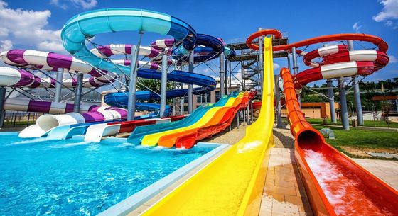 Jeux de plaisirs aquatiques Fabricants équipement de parc aquatique Fibre de verre toboggan pour la maison