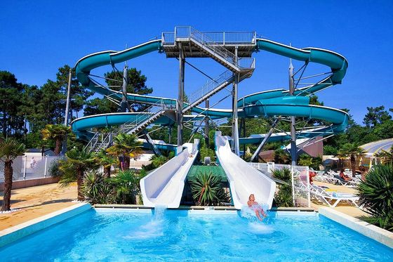 Parcs aquatiques pour enfants Jeux d'amusement Équipement de sport aquatique Glissière en fibre de verre