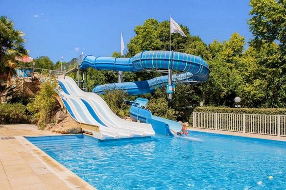 Parcs aquatiques commerciaux équipement de loisirs Slide en fibre de verre 1 personne