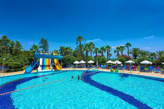 Parcs aquatiques extérieurs de la ville équipement de jeu piscine glisser en fibre de verre pour enfants