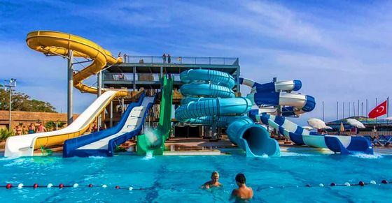 Hauteur 5-12 mètres parc aquatique toboggan piscine personnalisée