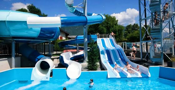 Glissière à eau en fibre de verre galvanisée à chaud pour parc aquatique