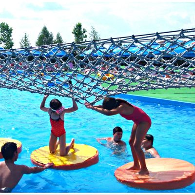 Piscine commerciale Escalade de l'herbe de canard pont à corde pour les enfants