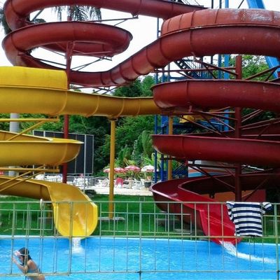 Jeux d'eau pour enfants, espace de jeux intérieurs