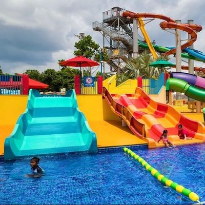 Piscine pour enfants Jeux de sports nautiques Équipement Glissière en fibre de verre pour enfants