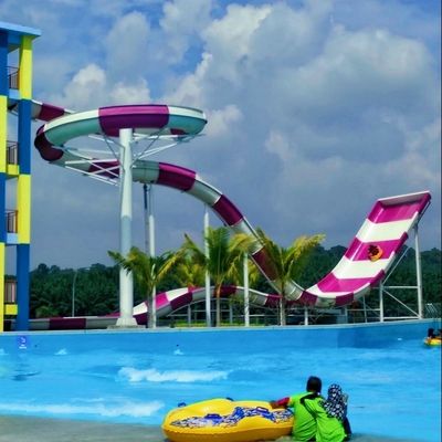 Piscine en plein air pour enfants, toboggan en fibre de verre