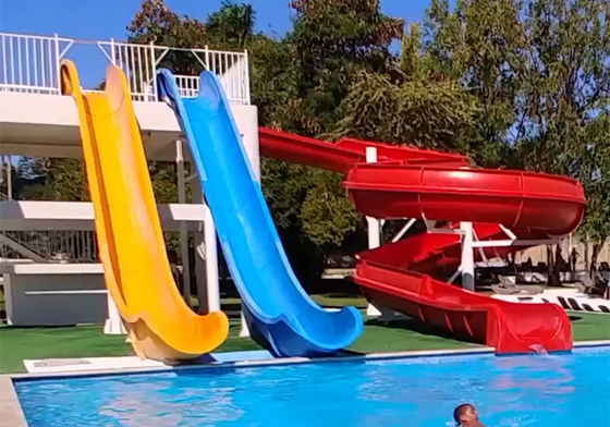 Équipement de parc aquatique Resort piscine en fibre de verre toboggan style volant toboggan aquatique pour enfants et adultes