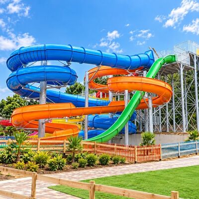 qualité Glissière d'eau en fibre de verre ouverte fermée multi-ride pour les parcs aquatiques Usine