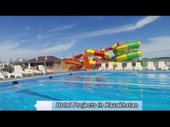 Anti-ultraviolet décoloration piscine toboggan à eau en fibre de verre toboggan à eau coloré, toboggan en fibre de verre